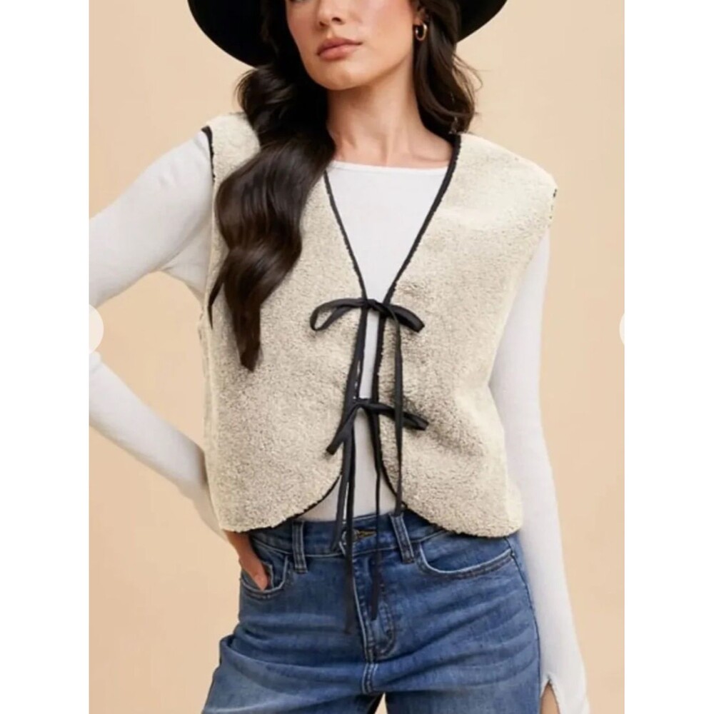 Annie Wear V-Neck Tie Detail Vest Coat XL